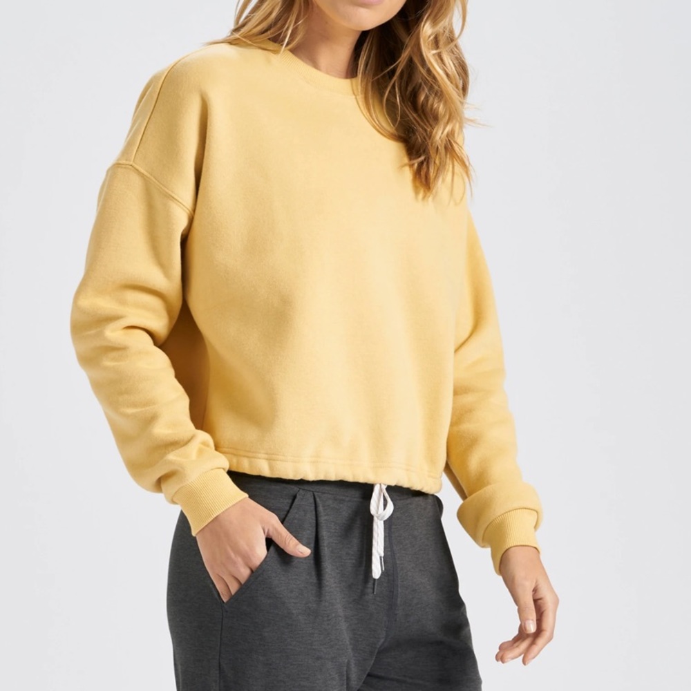 Vuori Restore Crew Pullover — Golden